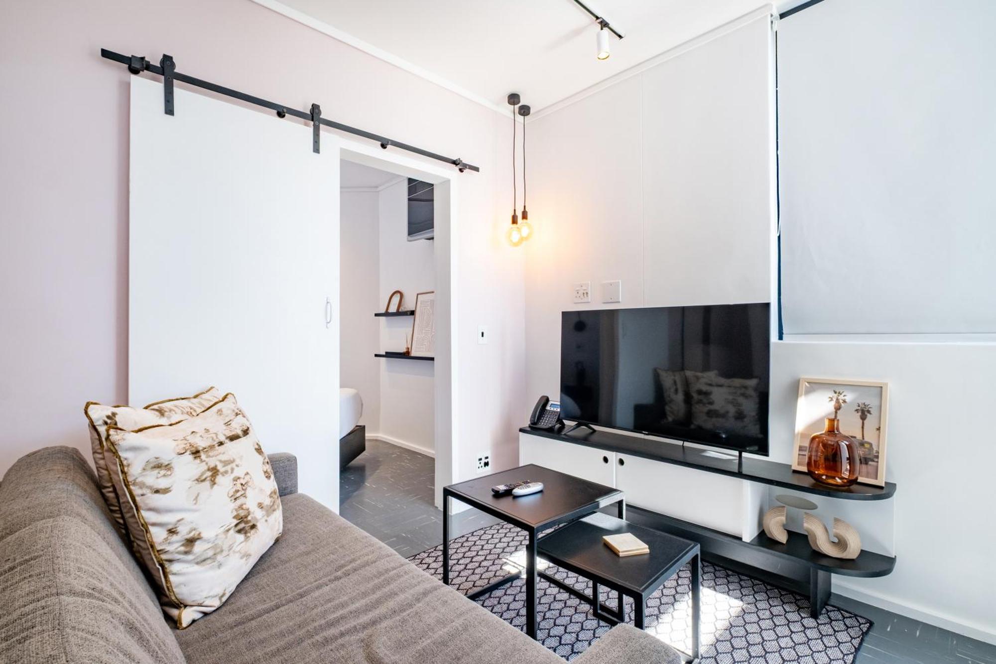 Flamingo 809 - Floor Sea Point Unit With Daily Housekeeping Apartment Cape Town
